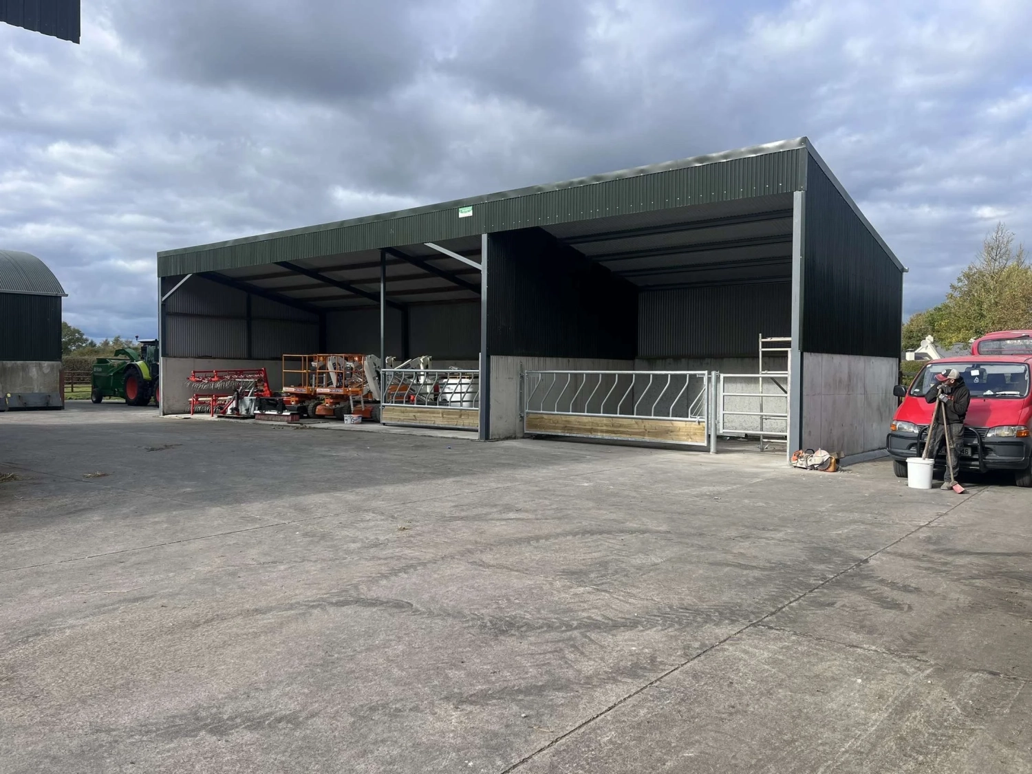 agricultural-steel-buildings-Ireland Durable agricultural steel buildings in Ireland, designed for farming, storage, and livestock applications.